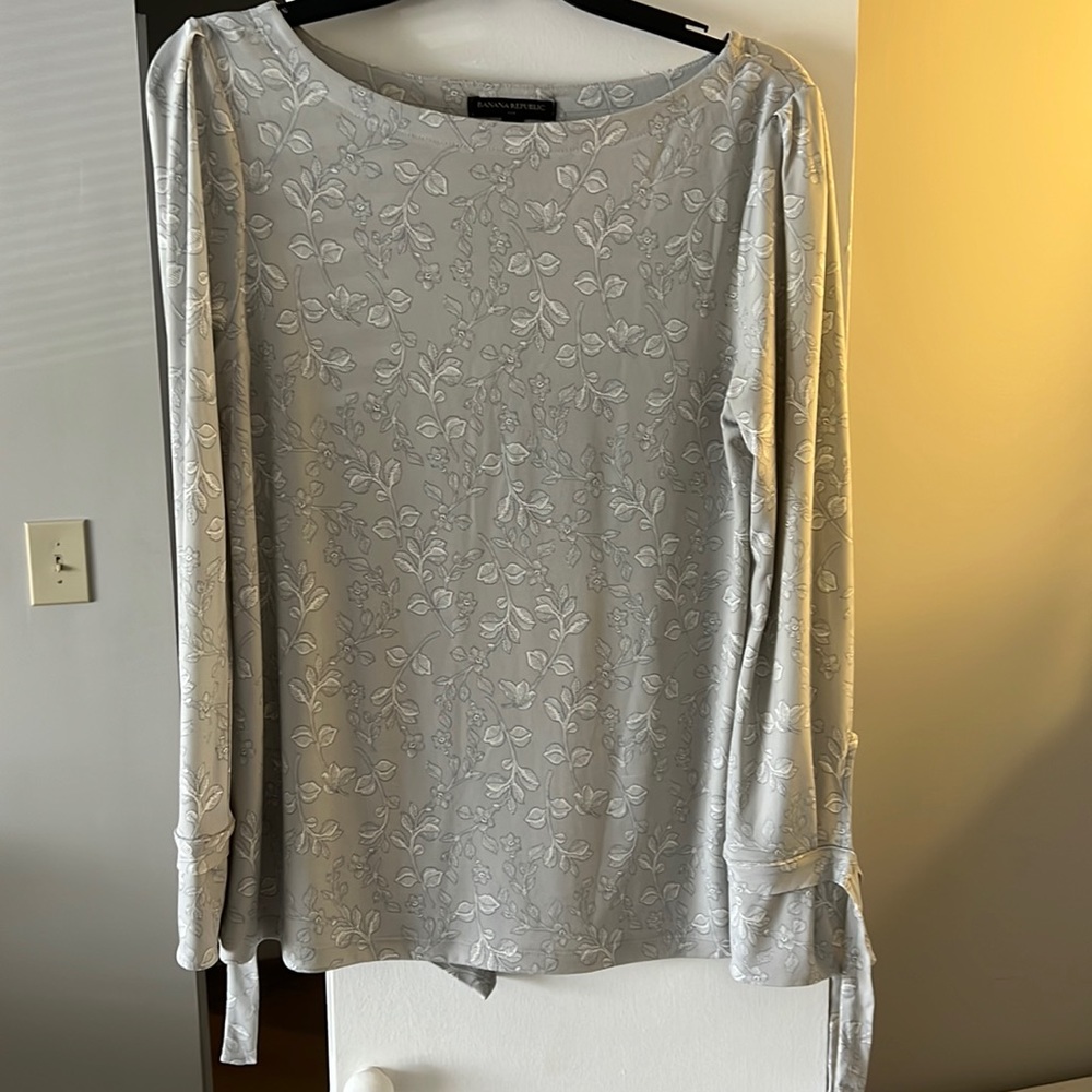 Grey long sleeve
